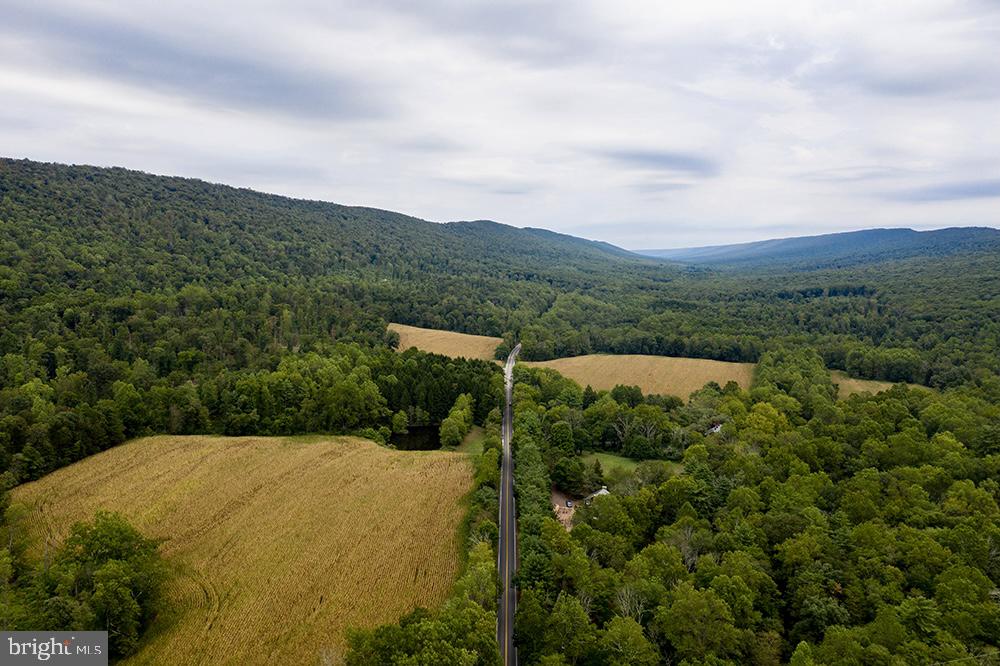 Confidential Clarks Valley Road Dauphin, PA 17018 - Photo 3 of 66