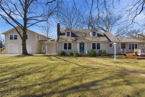 $675,000 | 14401 Lookout Drive, Kansas City, MO 64139