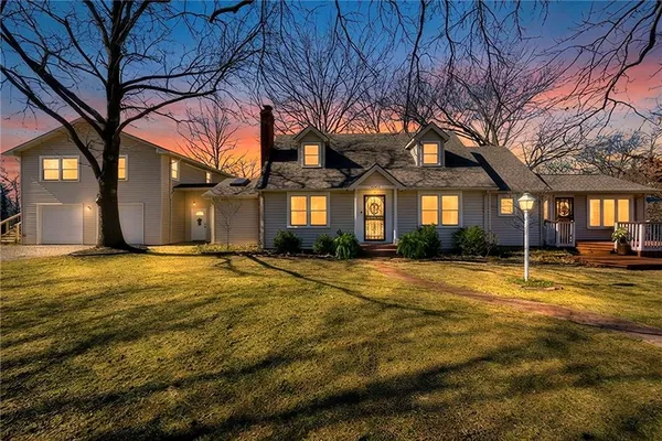 $675,000 | 14401 Lookout Drive, Kansas City, MO 64139