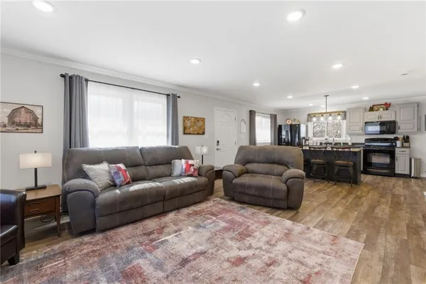 $675,000 | 14401 Lookout Drive, Kansas City, MO 64139