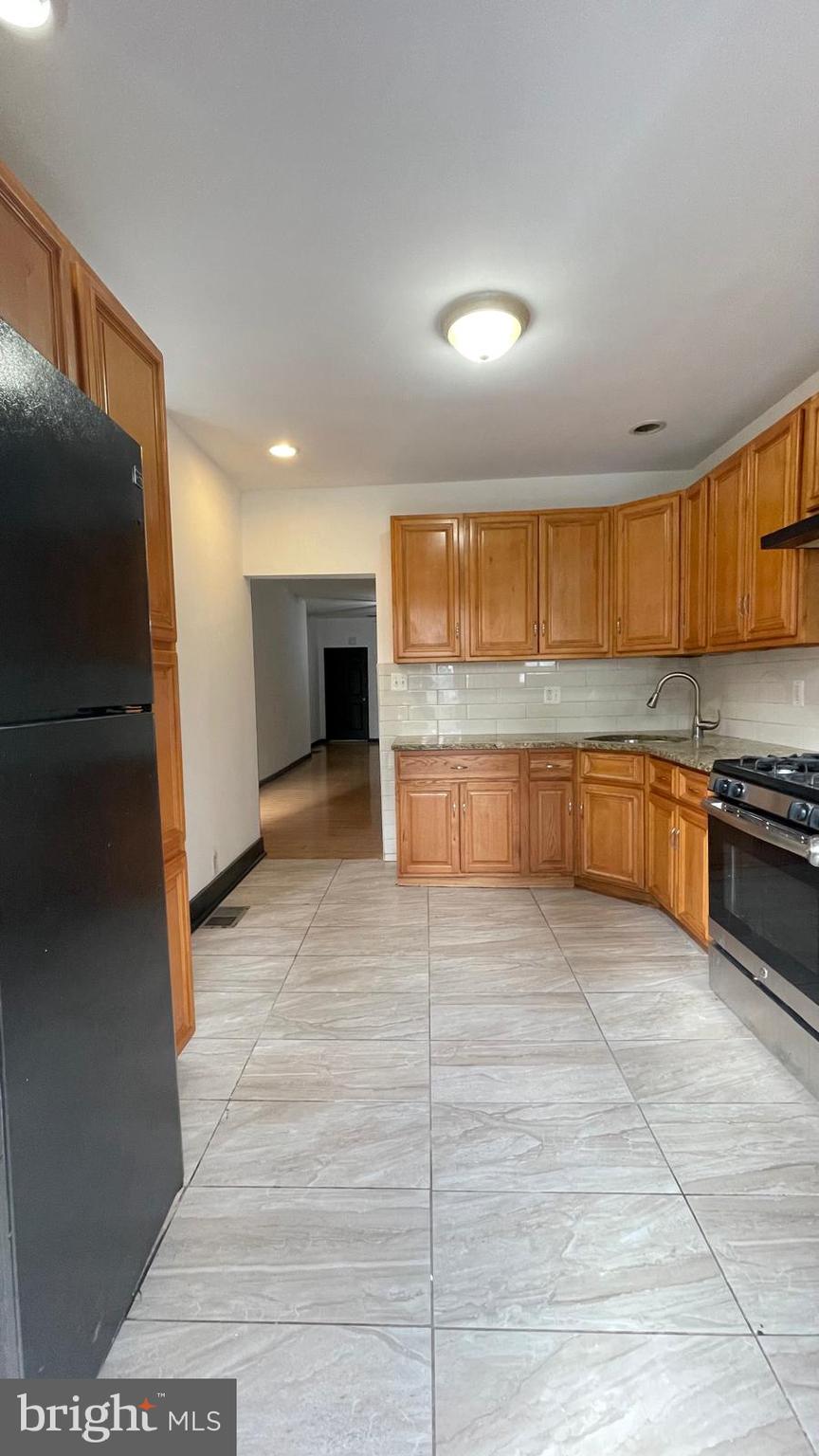 6114 Master Street Philadelphia, PA 19151 - Photo 8 of 22