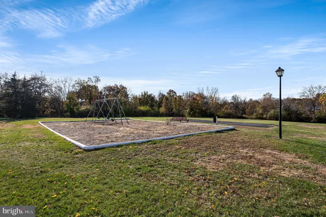 $268,000 | 2404 Walnut Ridge Drive, Pottstown, PA 19464