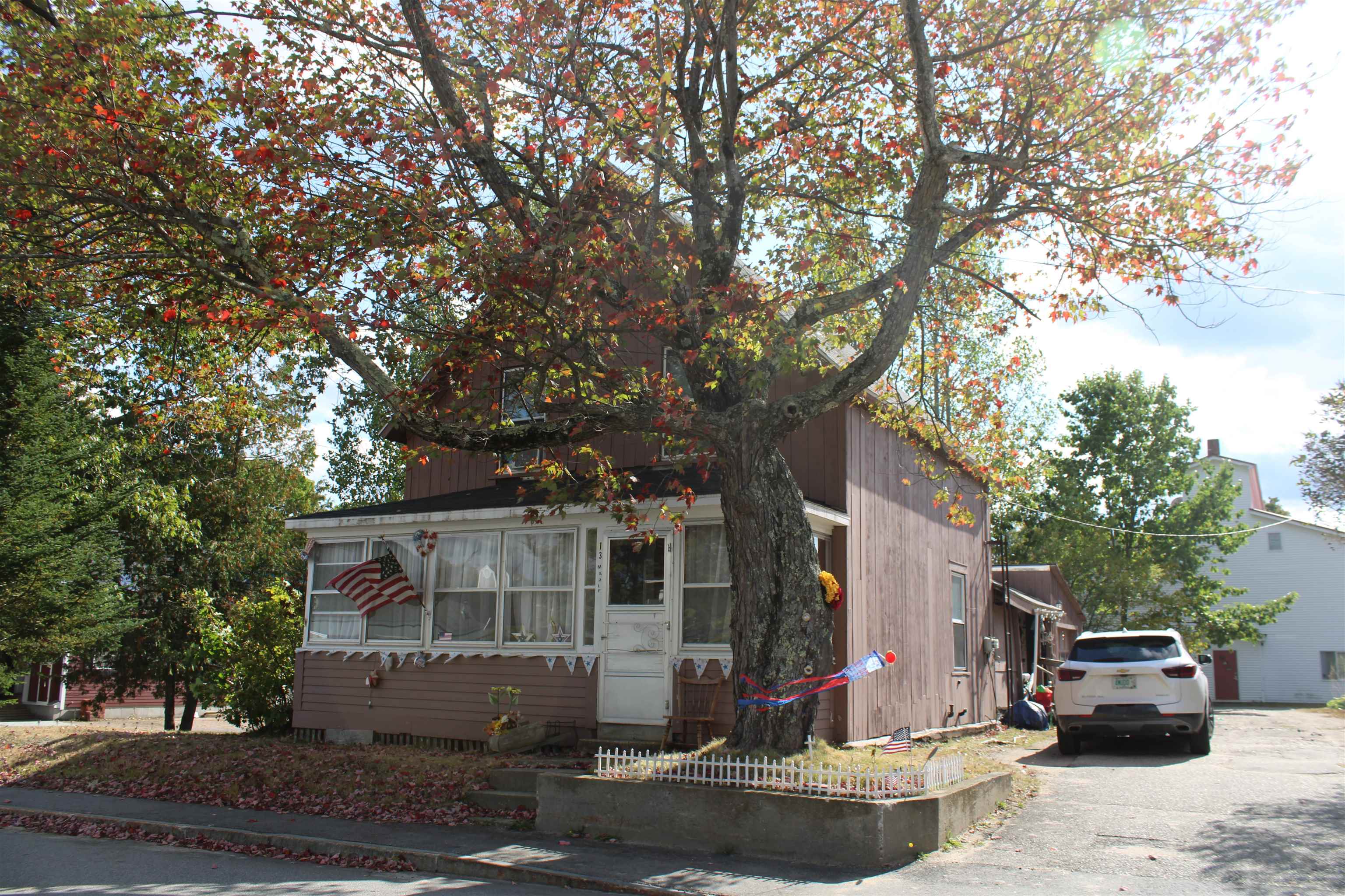 13 Maple Street Lincoln, NH 03251 - Photo 3 of 50