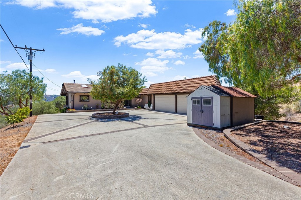 750 Stewart Cyn Road Fallbrook, CA 92028 - Photo 4 of 74