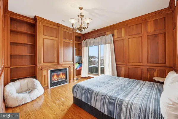 $8,500 | 949 S Street Northwest, Washington, DC 20001