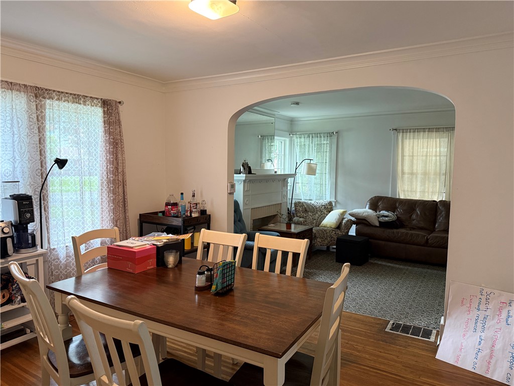 197 Rossiter Road Rochester, NY 14620 - Photo 7 of 18 Gallery Image 7
