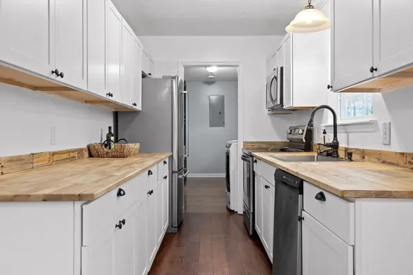 $245,000 | 70 Pinoak Road, Trenton, GA 30752