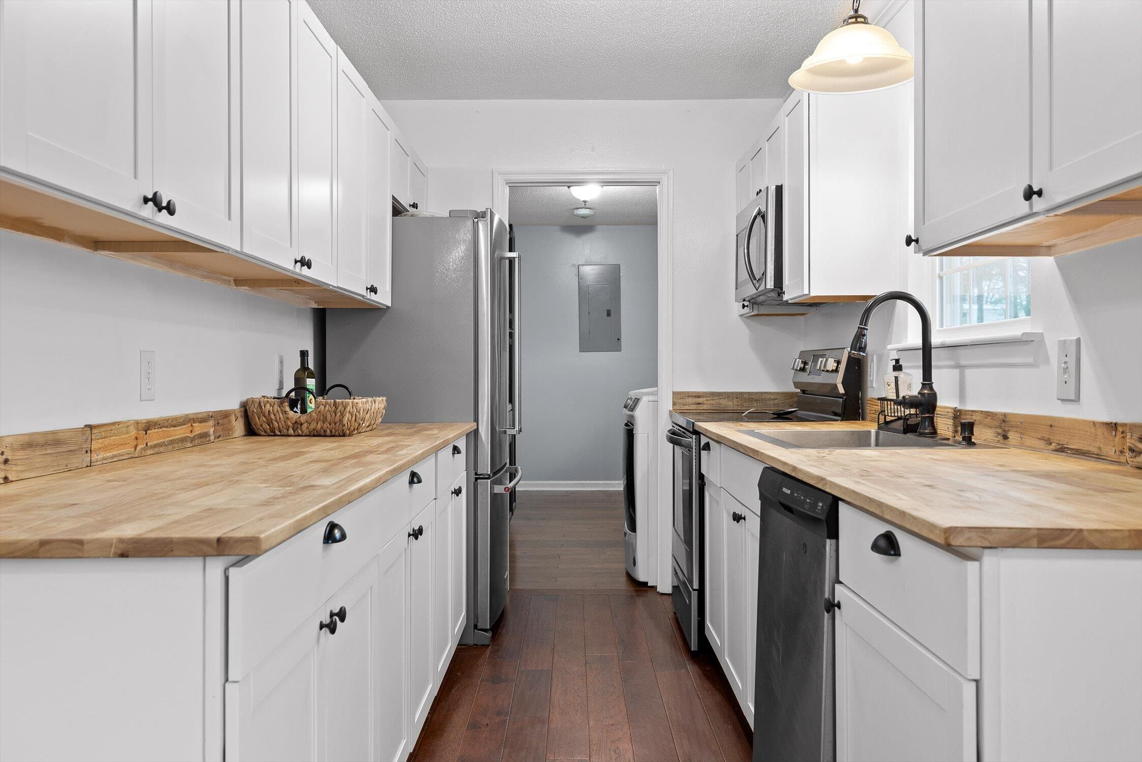 70 Pinoak Road Trenton, GA 30752 - Photo 3 of 26 19-Pinoak-19