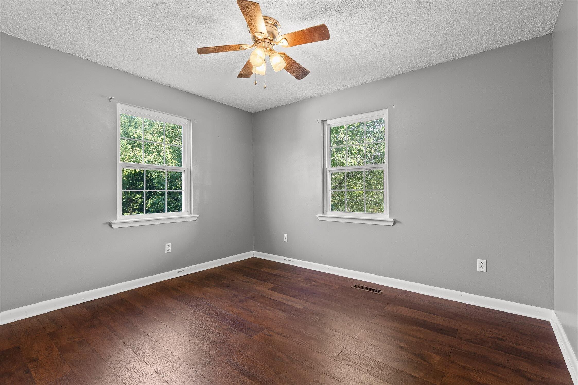 70 Pinoak Road Trenton, GA 30752 - Photo 4 of 32 16-Pinoak-16