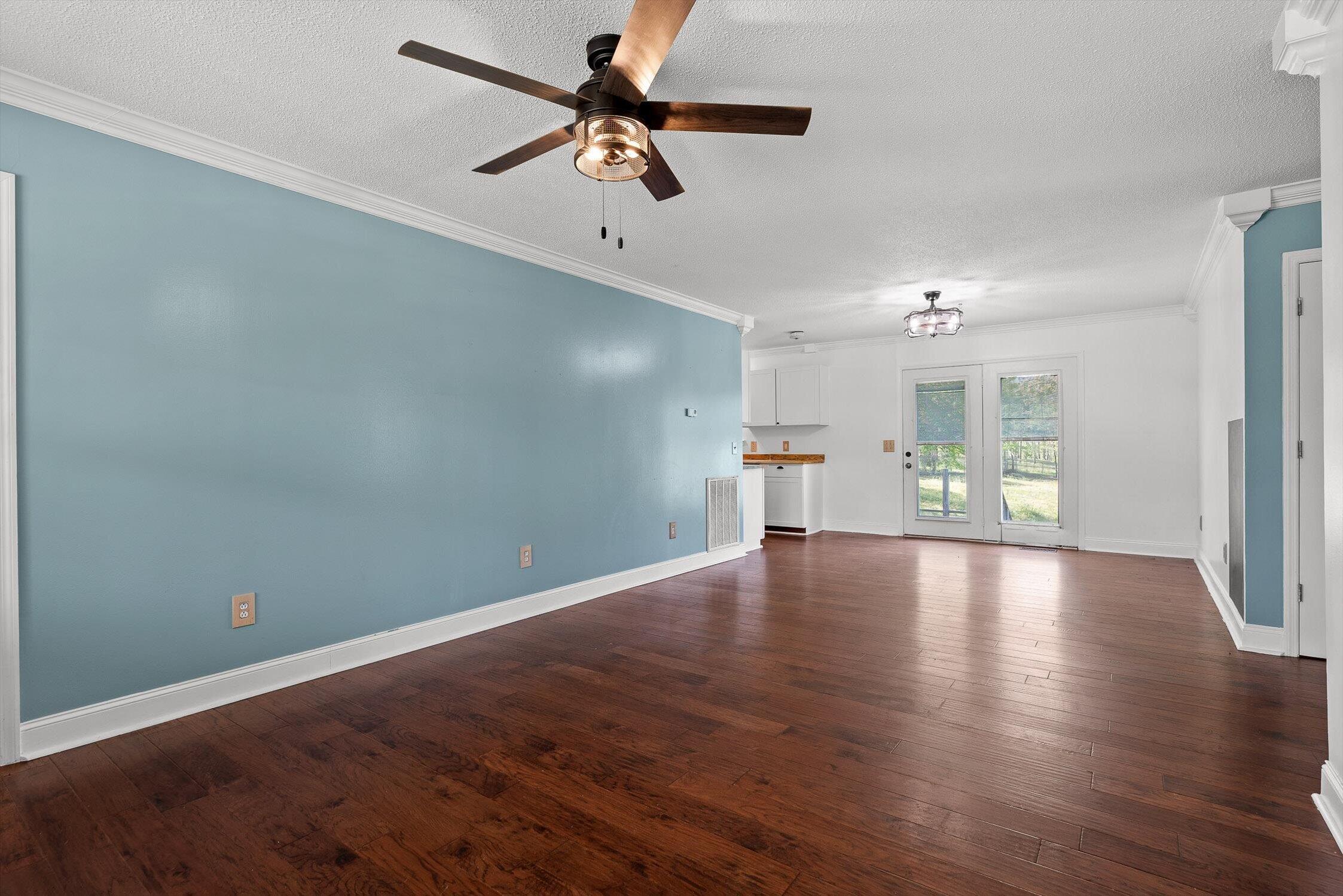 70 Pinoak Road Trenton, GA 30752 - Photo 10 of 32 11-Pinoak-11