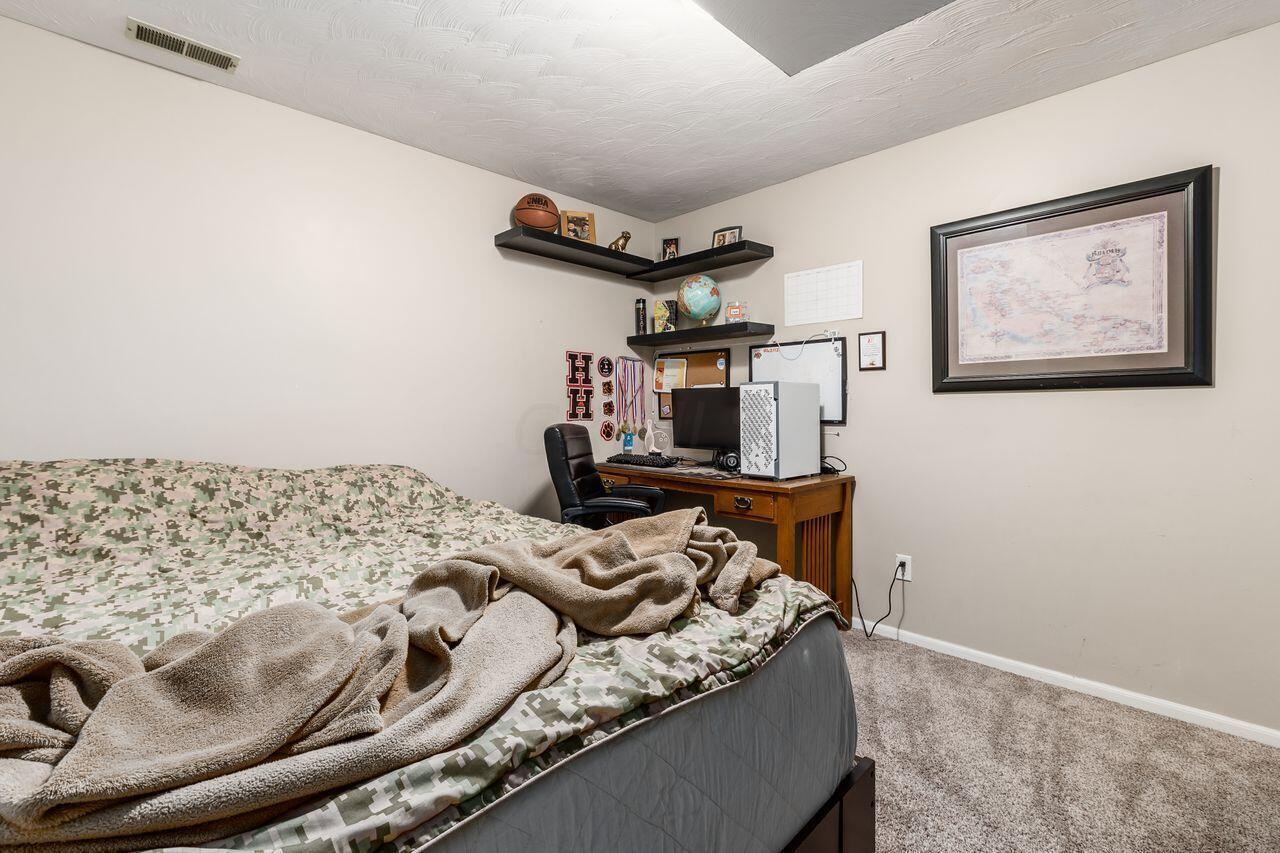 1810 Pine Road Heath, OH 43056 - Photo 27 of 36 Gallery Image 27