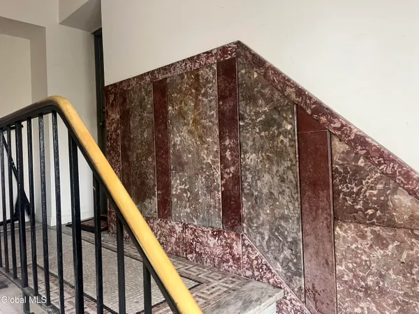 $1,500 | 164 Madison Avenue, Unit 3, Albany, NY 12202