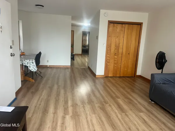$1,500 | 164 Madison Avenue, Unit 3, Albany, NY 12202