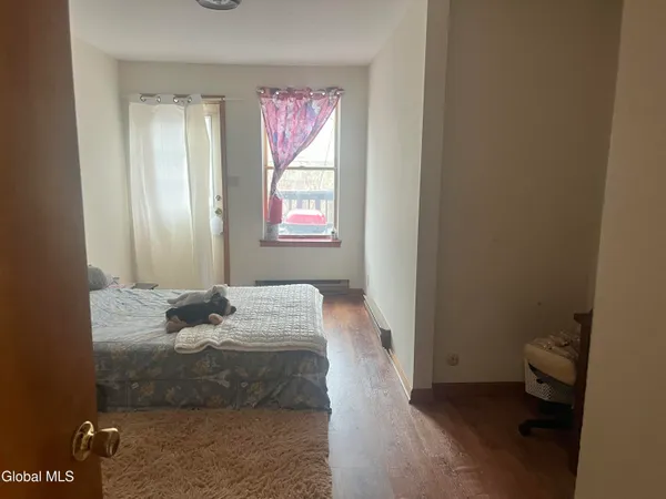$1,500 | 164 Madison Avenue, Unit 3, Albany, NY 12202