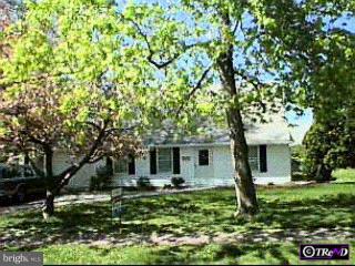 19 Honey Locust Road Levittown, PA 19056 - Photo 1 of 1 Gallery Image 1