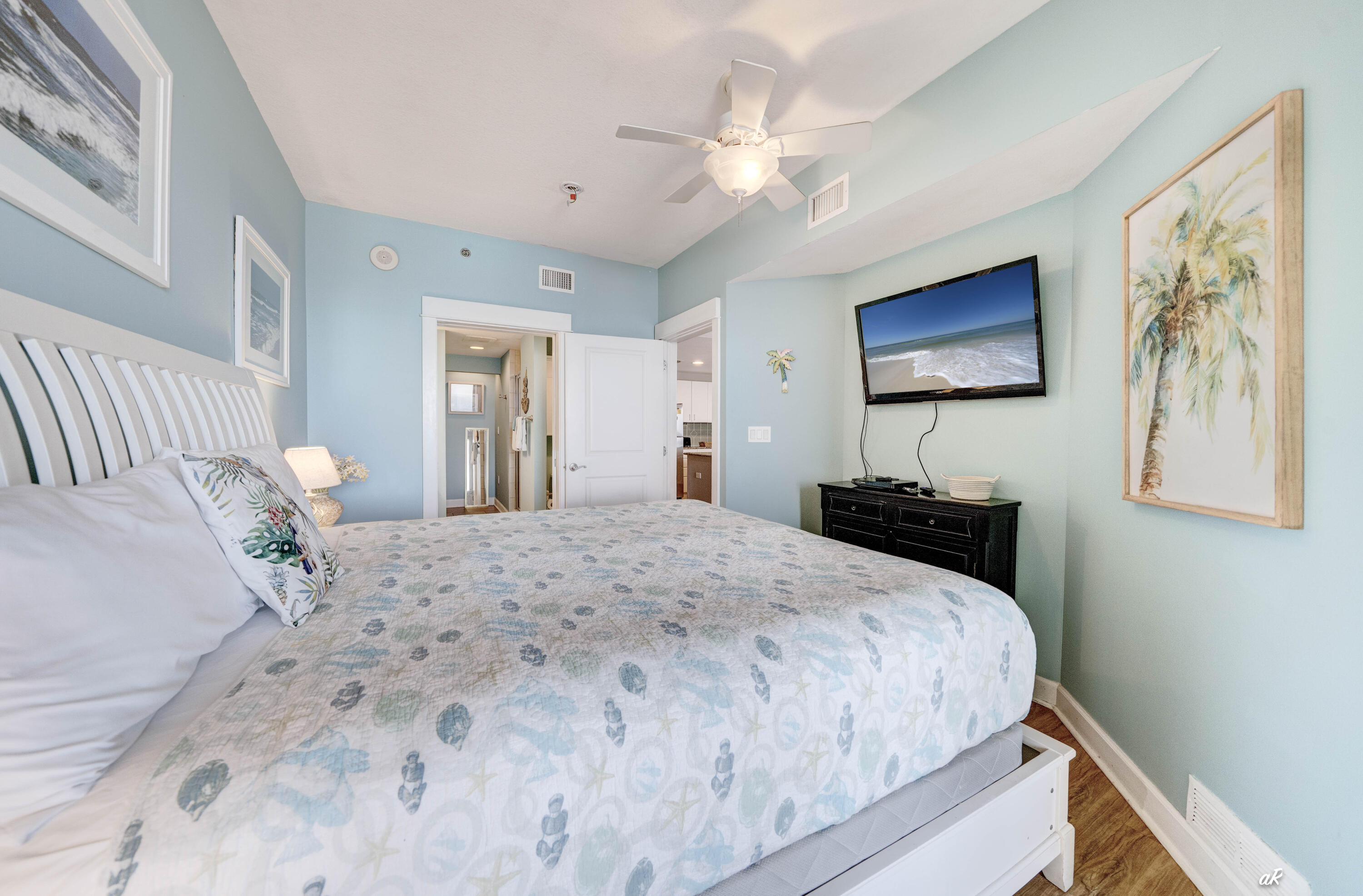 11807 Front Beach Road, Unit 1605 Panama City Beach, FL 32407 - Photo 22 of 53 Main Bedroom-2