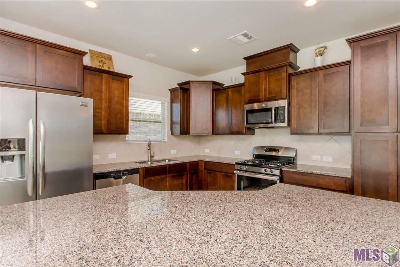 22524 Timber Ridge Drive Denham Springs, LA 70726 - Photo 3 of 12 Gallery Image 3
