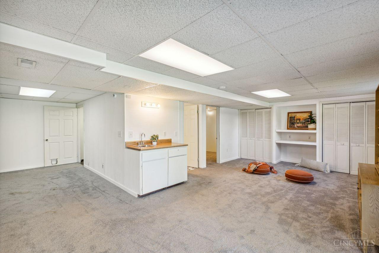 4600 Boomer Road Cincinnati, OH 45247 - Photo 24 of 35