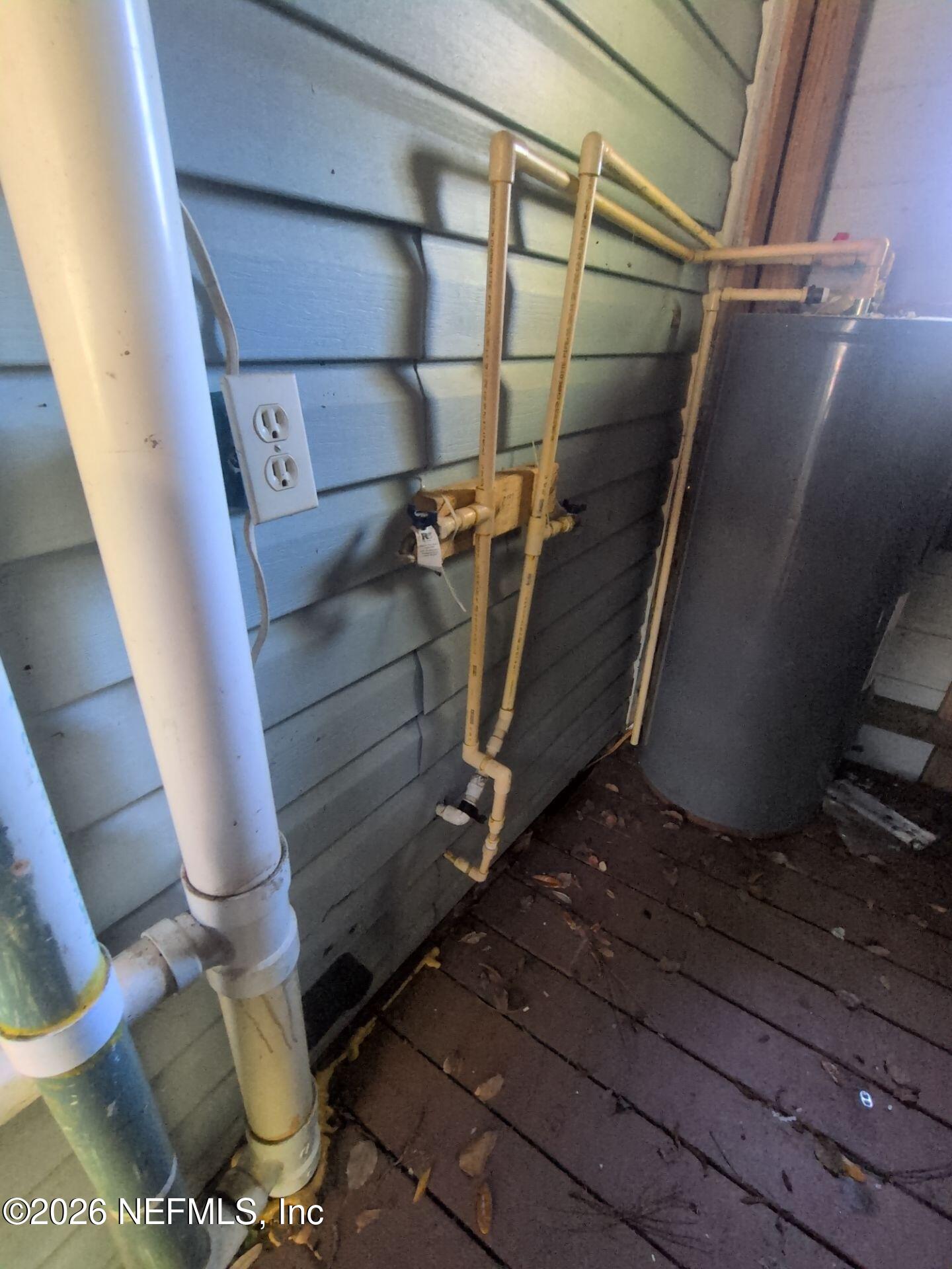 2092 Benedict Road Jacksonville, FL 32209 - Photo 14 of 17 14-Apr 12, 2026 15-29-39-voLt