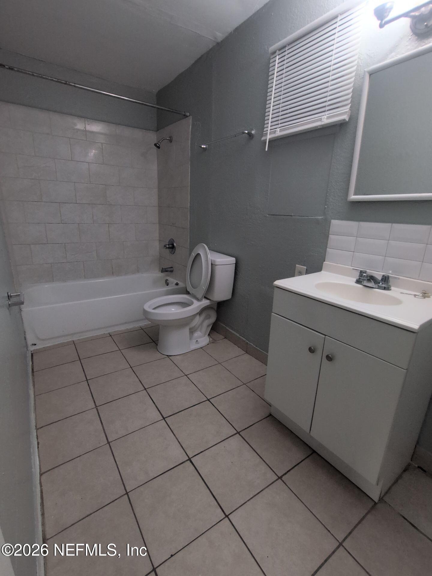 2092 Benedict Road Jacksonville, FL 32209 - Photo 4 of 17 4-Apr 12, 2026 15-20-29-dNNC