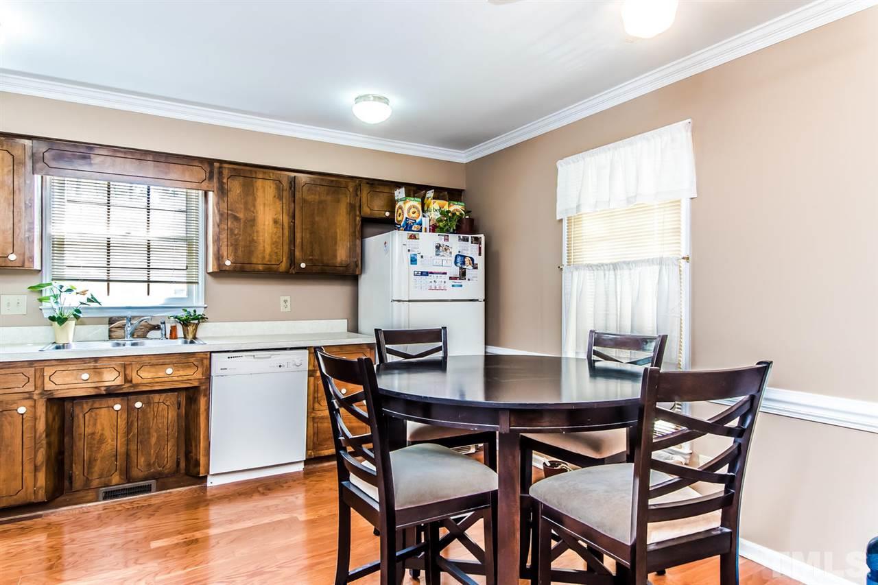 6212 New Market Way Raleigh, NC 27609 - Photo 3 of 18 Gallery Image 3