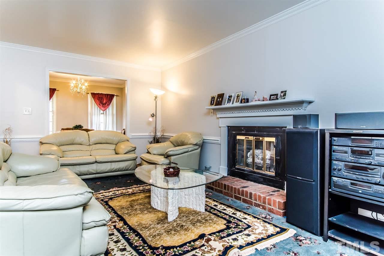 6212 New Market Way Raleigh, NC 27609 - Photo 7 of 18 Gallery Image 7