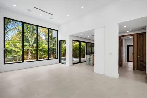 $2,350,000 | 569 Northwest 44th Street, Miami, FL 33127