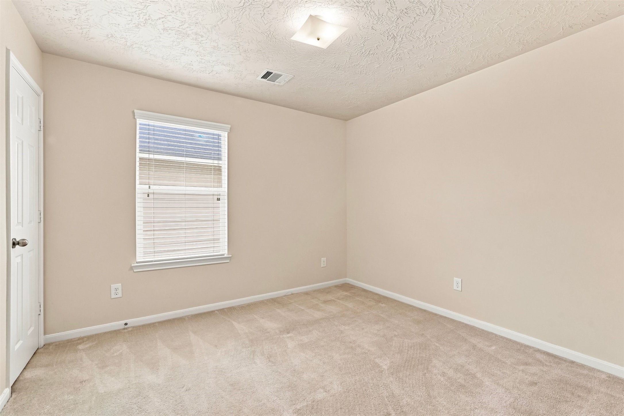 12563 Chiswick Road Houston, TX 77047 - Photo 13 of 24 Gallery Image 13