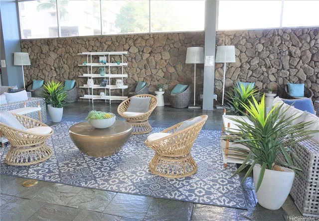 a view of an outdoor space with sitting area