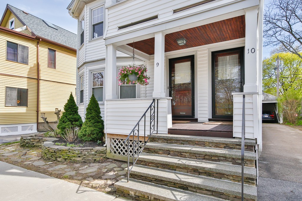 9 Seagrave Road, Unit 1 Cambridge, MA 02140 - Photo 3 of 26 Gallery Image 3