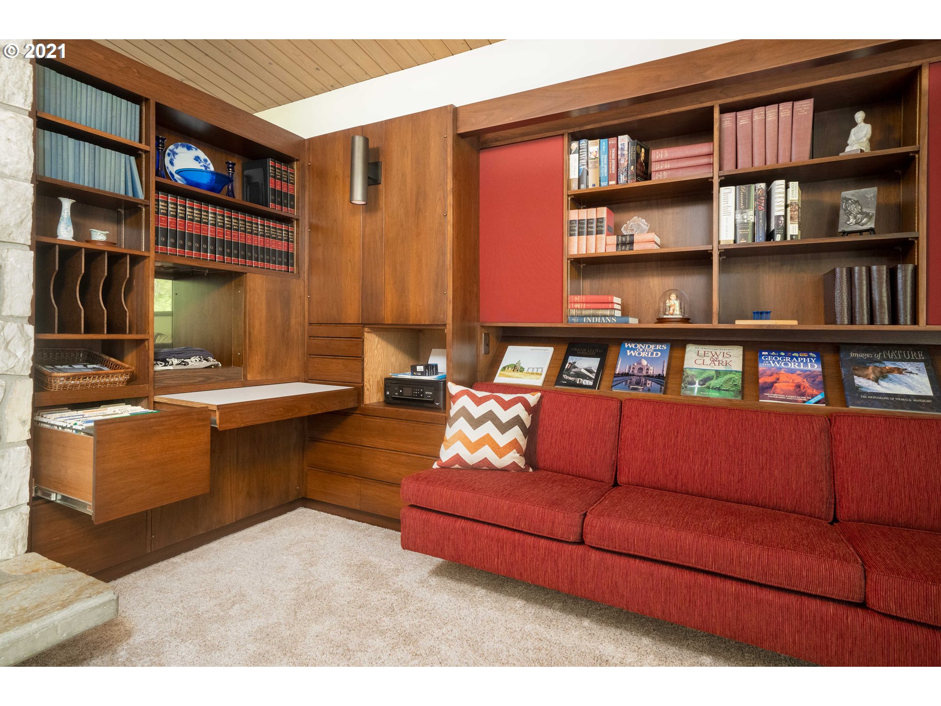 4001 Southwest Altadena Avenue Portland, OR 97239 - Photo 12 of 30 Gallery Image 12