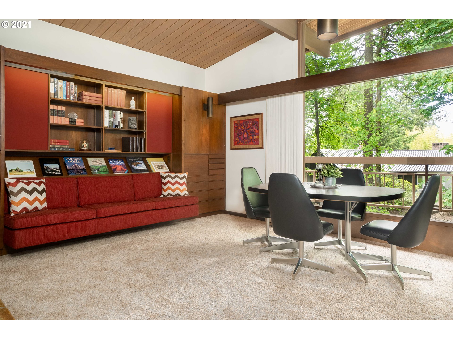 4001 Southwest Altadena Avenue Portland, OR 97239 - Photo 13 of 30 Gallery Image 13