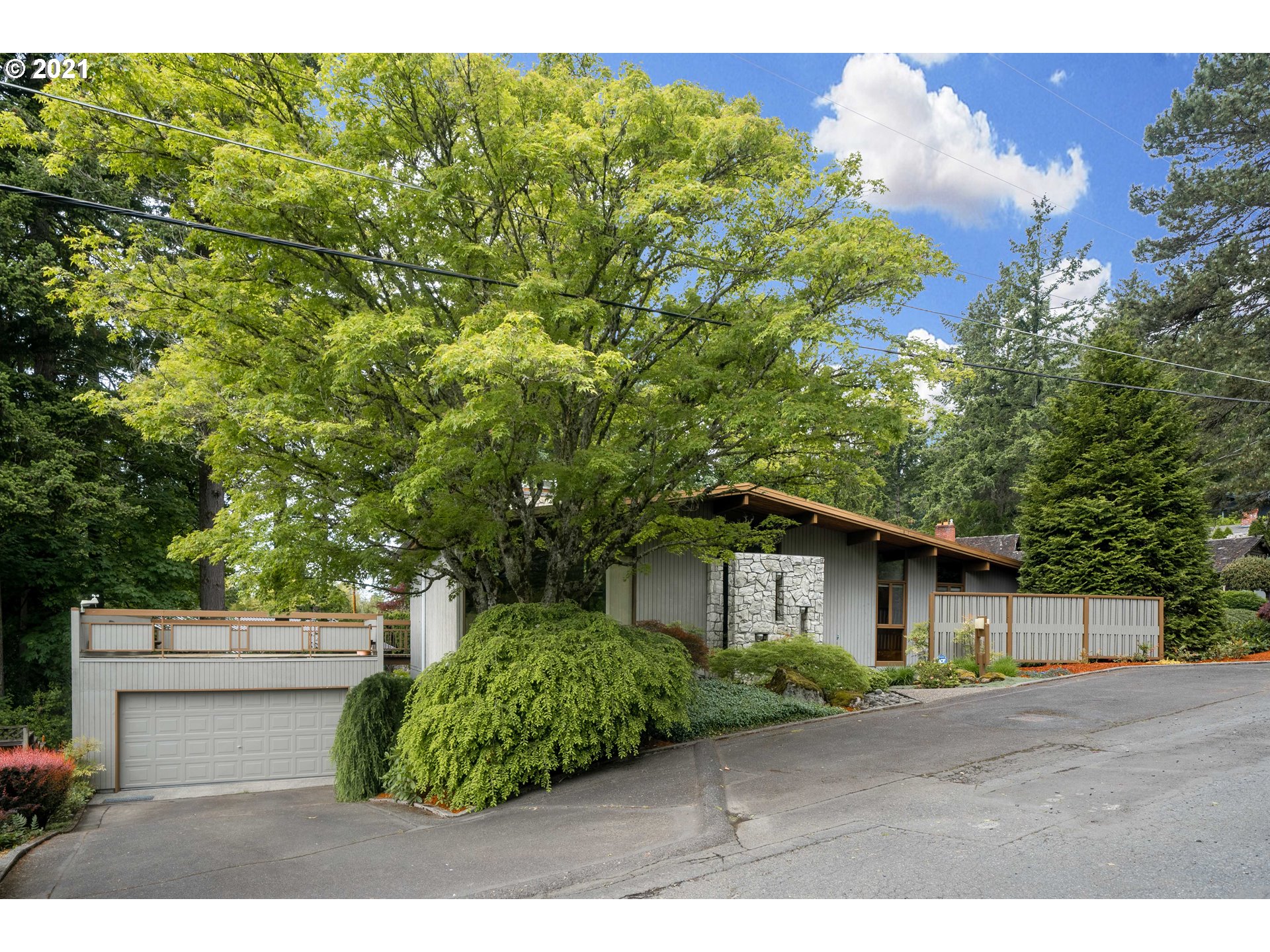4001 Southwest Altadena Avenue Portland, OR 97239 - Photo 26 of 30 Gallery Image 26