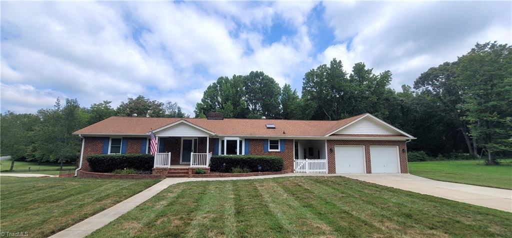 3501 Castleton Road Greensboro, NC 27406 - Photo 3 of 44 Gallery Image 3