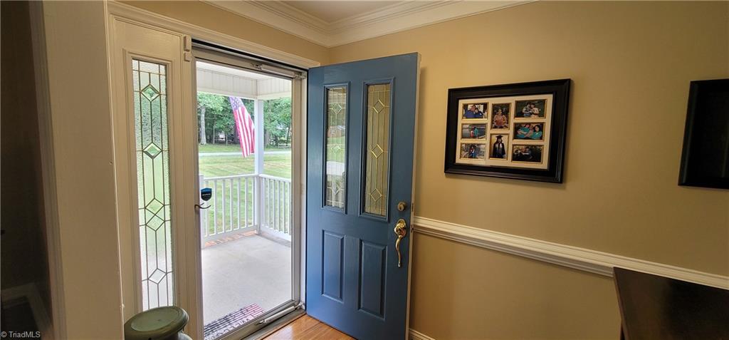 3501 Castleton Road Greensboro, NC 27406 - Photo 4 of 44 Gallery Image 4