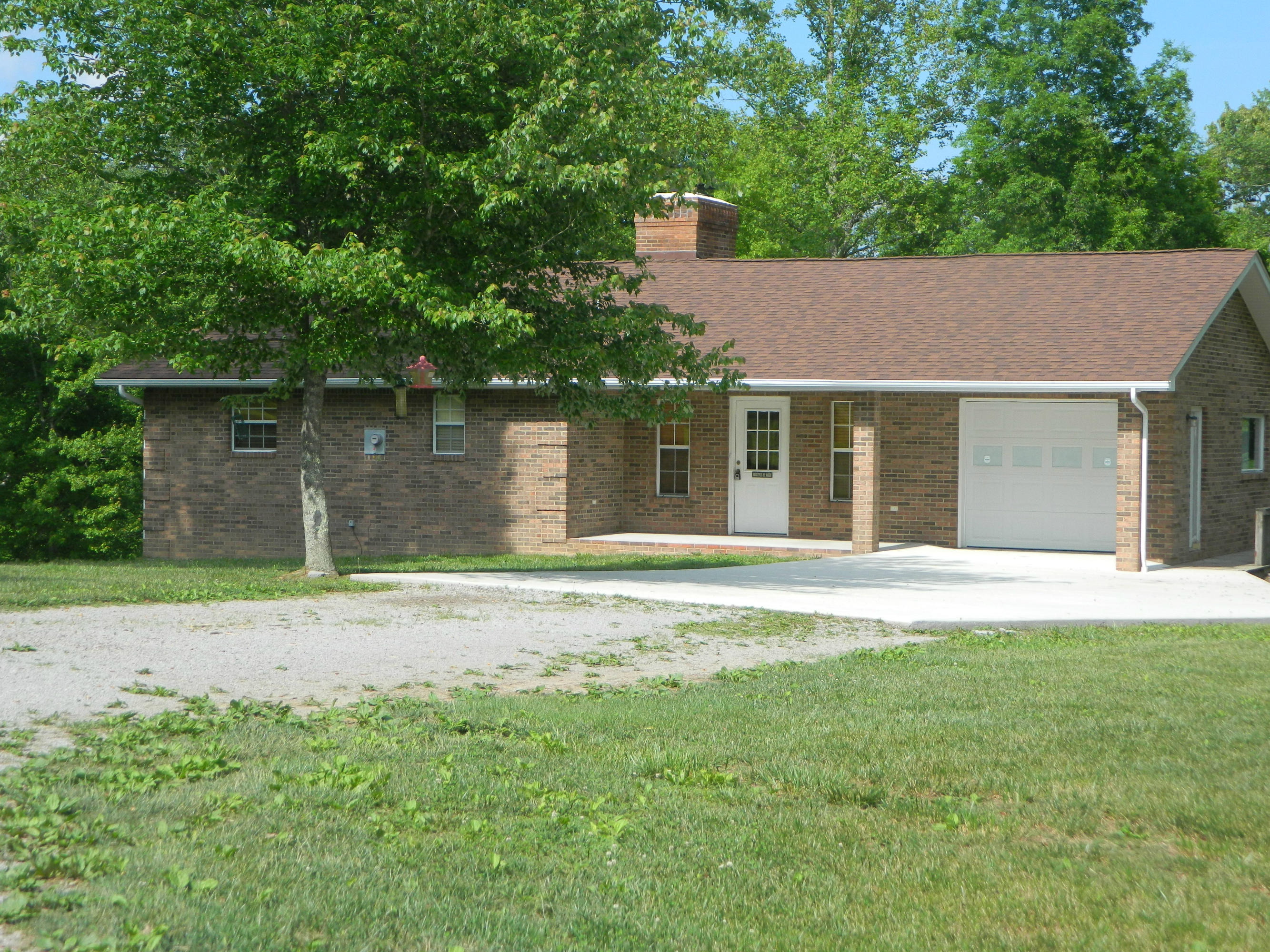 158 Catoosa Ridge Road Rockwood, TN 37854 - Photo 1 of 37 out 1