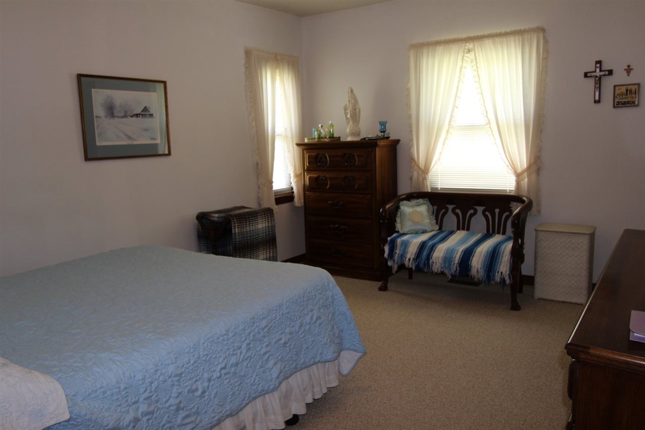 118 South Peerless Road Evansville, IN 47712 - Photo 12 of 25 Gallery Image 12