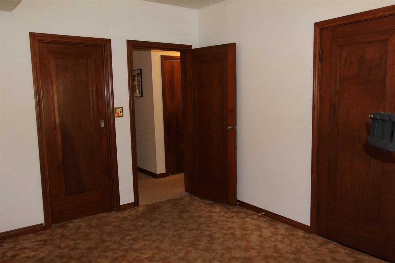 118 South Peerless Road Evansville, IN 47712 - Photo 16 of 25 Gallery Image 16