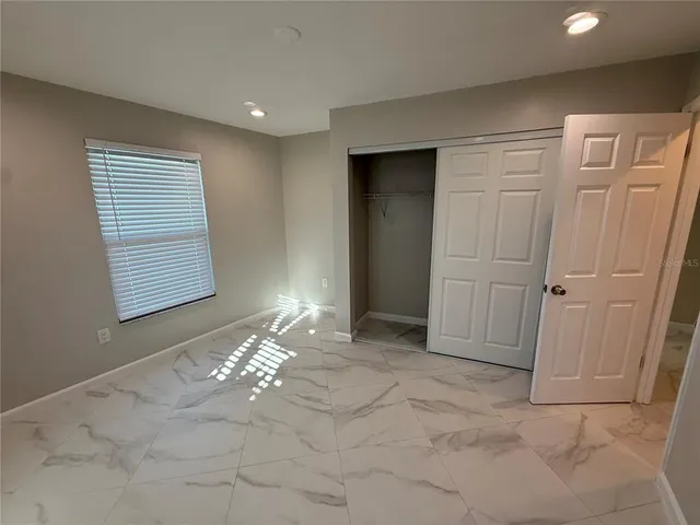 a view of empty room with window