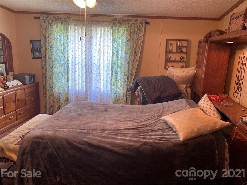 8537 Rhodhiss Road Connelly Springs, NC 28612 - Photo 12 of 24 Gallery Image 12