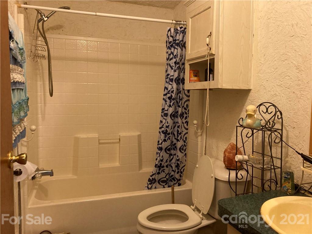 8537 Rhodhiss Road Connelly Springs, NC 28612 - Photo 20 of 24 Gallery Image 20