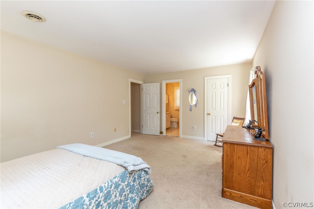 13904 2 Notch Road Midlothian, VA 23112 - Photo 29 of 48 a view of a bedroom with closet area