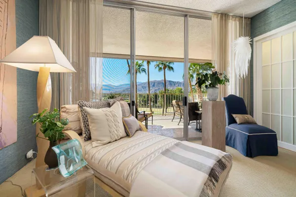 $750,000 | 899 Island Drive, Unit 607, Rancho Mirage, CA 92270