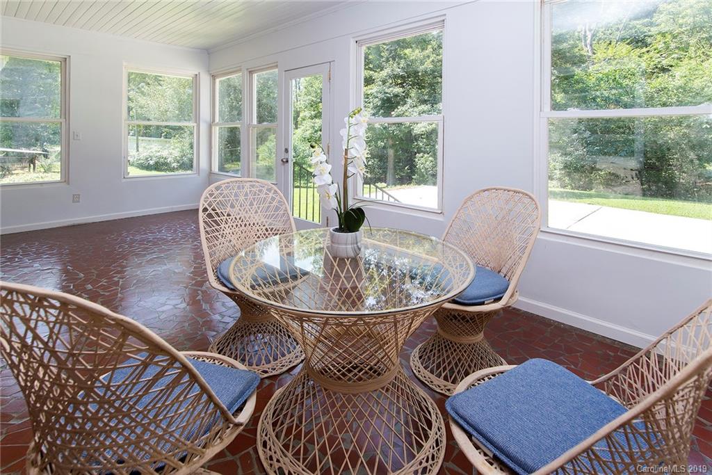 2835 Allen Road South Charlotte, NC 28269 - Photo 17 of 20 Gallery Image 17