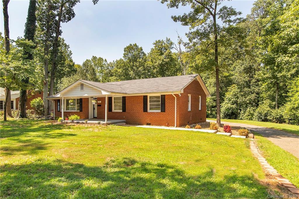 2835 Allen Road South Charlotte, NC 28269 - Photo 3 of 20 Gallery Image 3