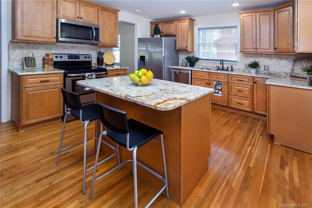 2835 Allen Road South Charlotte, NC 28269 - Photo 8 of 20 Gallery Image 8