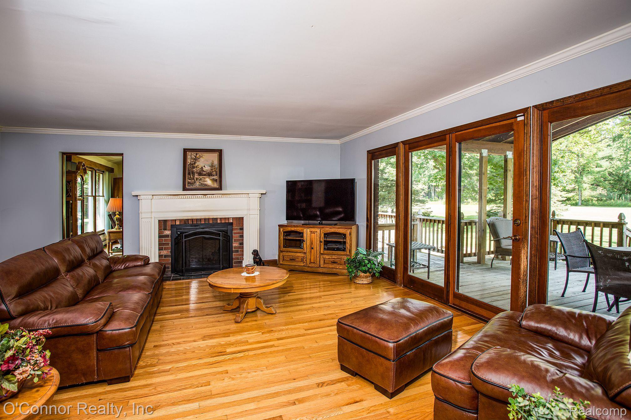 5412 Fitzgerald Road St. Clair, MI 48079 - Photo 4 of 33 Gallery Image 4