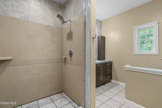 $320,000 | 15 Brodie Way, Hartford, NY 12832