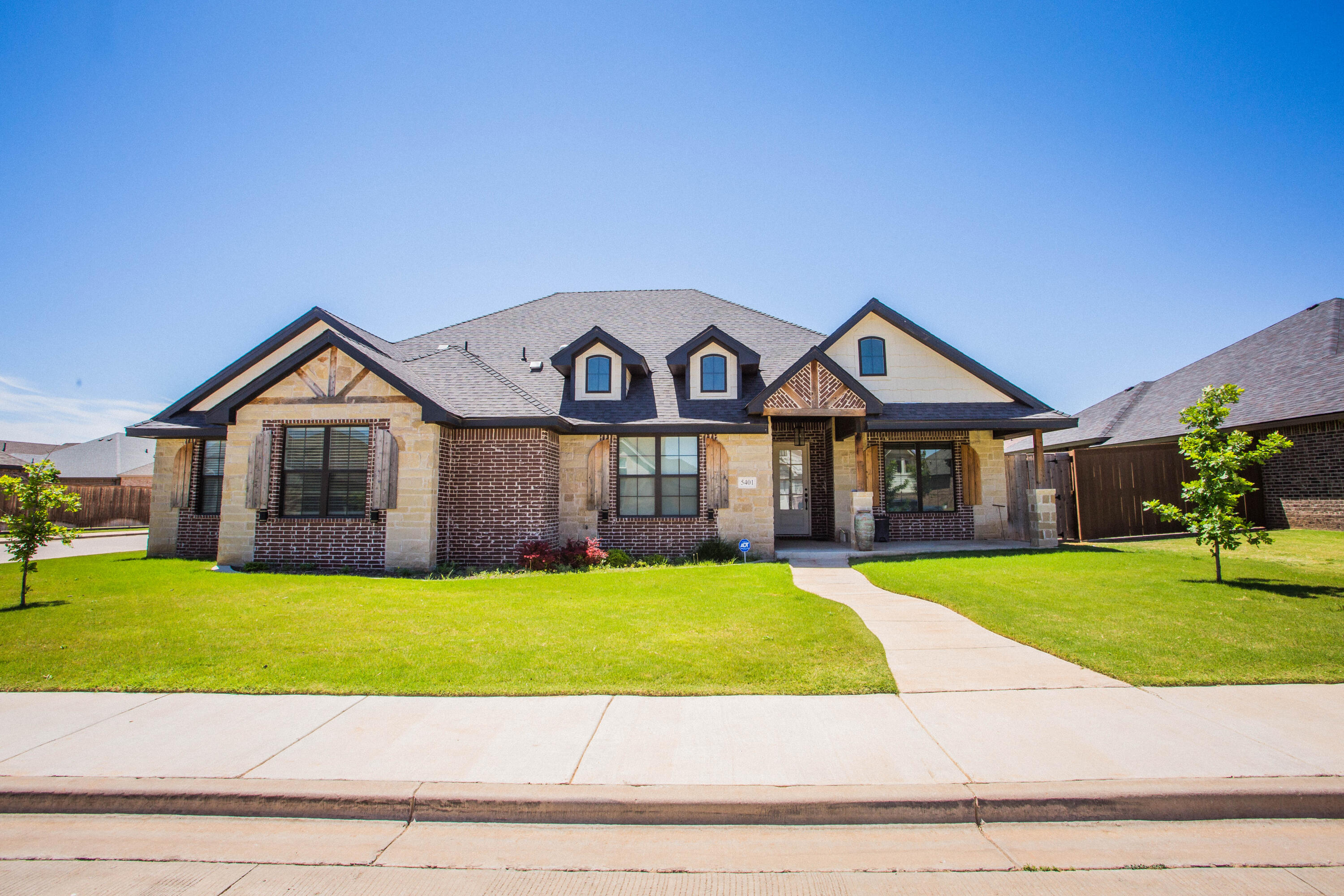 5401 111th Street Lubbock, TX 79424 - Photo 2 of 56 5V2A9246