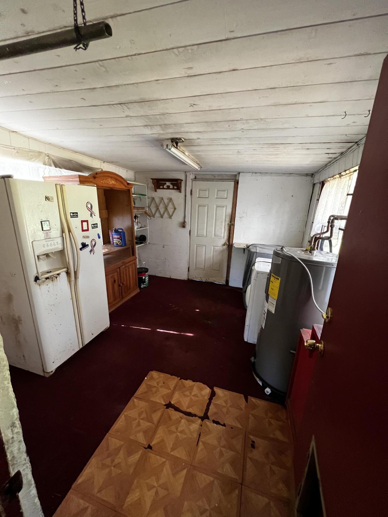 1105 Hartman Road Fort Pierce, FL 34947 - Photo 15 of 24 647DA853-5F88-40C6-A2C9-9568A830616F